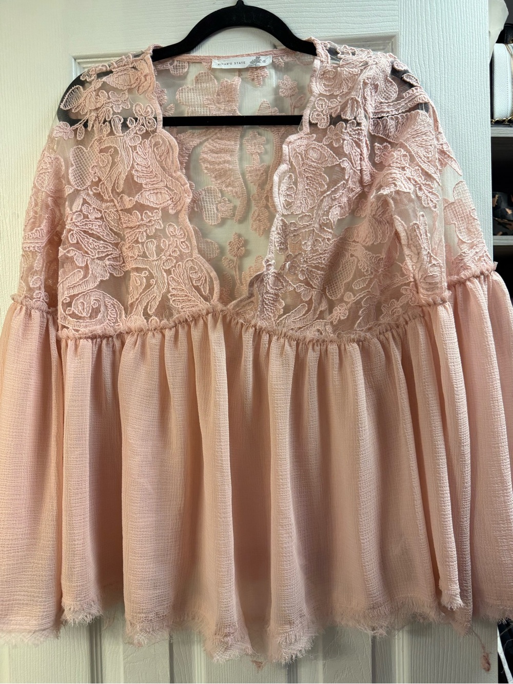 Altar'd State Blush Lace Peplum Tunic